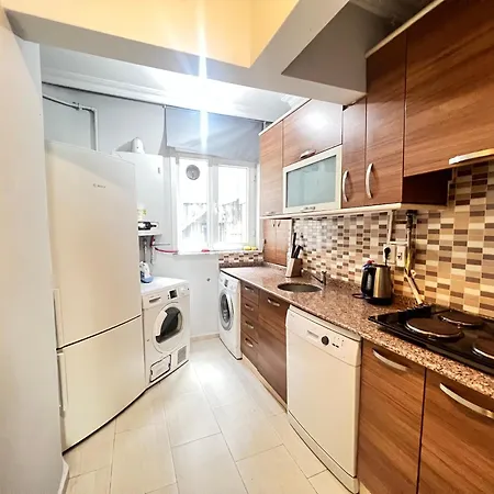 Spacious Flat, 4br, 4acs, Taksim, Uelk 1 * Provincia di Istanbul