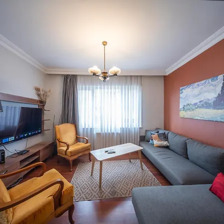 Spacious Flat, 4br, 4acs, 3 Min Walk From Taksim 公寓 *