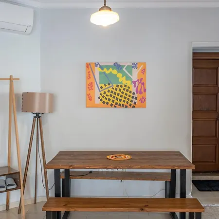 Spacious Flat, 4br, 4acs, 3 Min Walk From Taksim 公寓