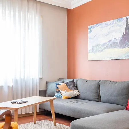 Spacious Flat, 4br, 4acs, 3 Min Walk From Taksim * Istambul